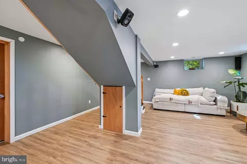 Entry Way - 8630 Normal School Rd, Bowie, MD 20715 photo 4 of 5
