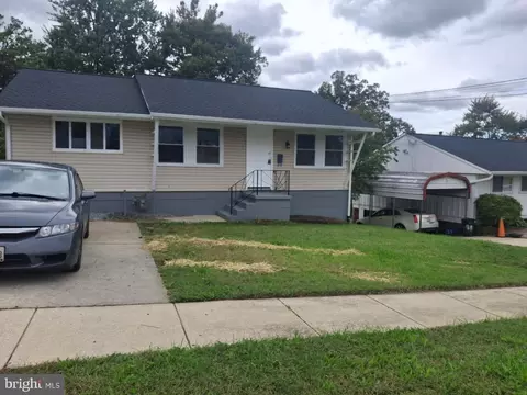 7935 Fiske Ave, Lanham, MD 20706