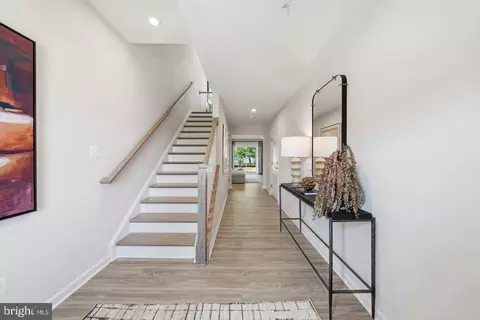 Entry Way - 14314 Bronte St, Laurel, MD 20707 photo 4 of 16