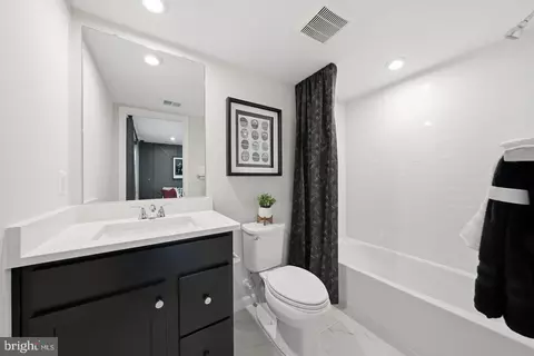 Bath - 14312 Bronte St, Laurel, MD 20707 photo 2 of 3