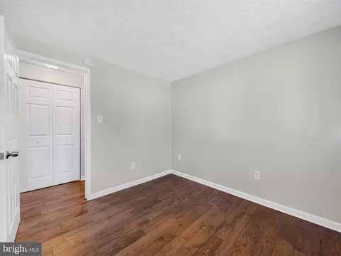 Bedroom - 6601 Killarney St, Clinton, MD 20735 photo 3 of 11