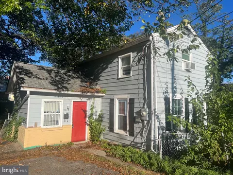 4114 Byers St, Capitol Heights, MD 20743