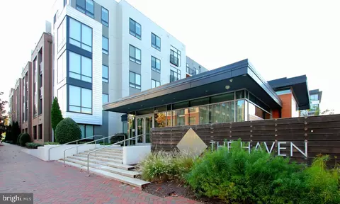 145 Riverhaven Dr #233, Oxon Hill, MD 20745