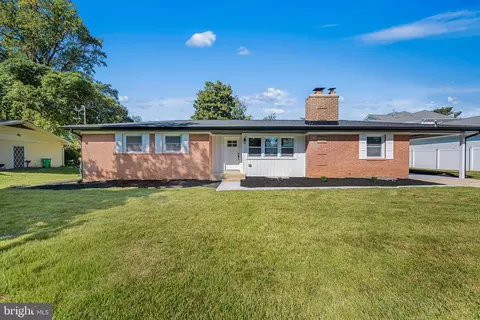 305 River Bend Rd, Fort Washington, MD 20744