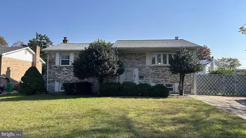 2516 Shadyside Ave, Suitland, MD 20746