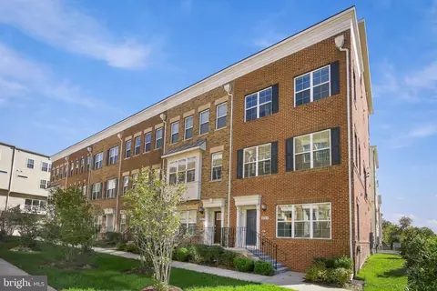 4765 Cherokee St, College Park, MD 20740