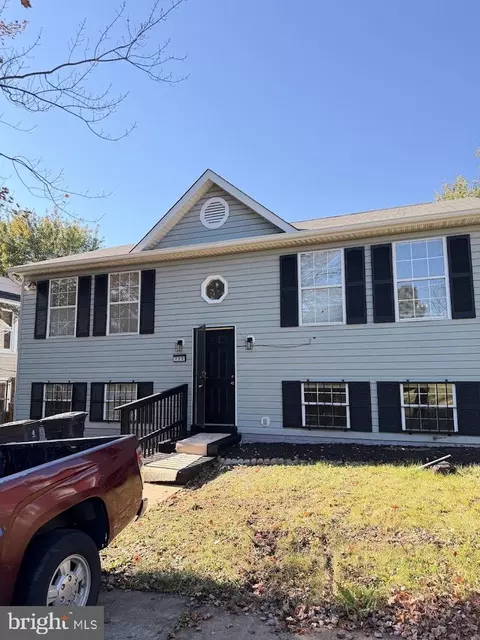 722 60th Ave, Fairmount Heights, MD 20743