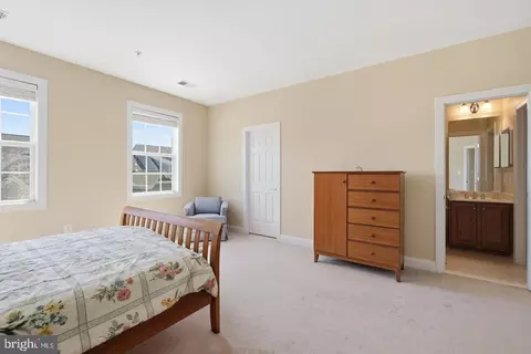 Bedroom - 13123 Winding Trail Rd, Laurel, MD 20707 photo 5 of 6