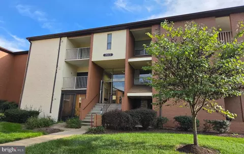 7917 Mandan Rd #723, Greenbelt, MD 20770