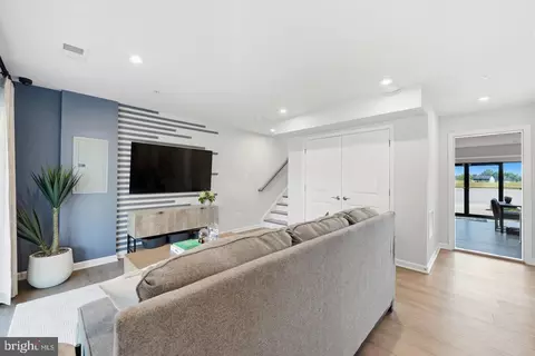Entry Way - 14316 Bronte St, Laurel, MD 20707 photo 32 of 43