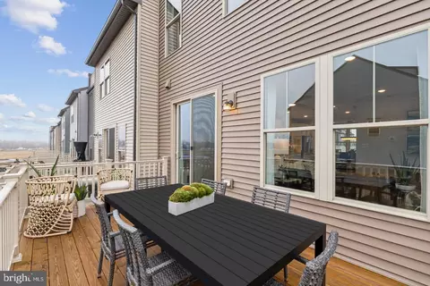 Exterior - 14316 Bronte St, Laurel, MD 20707 photo 6 of 9