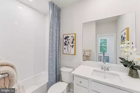 Entry Way - 14316 Bronte St, Laurel, MD 20707 photo 10 of 43