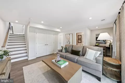 Entry Way - 14316 Bronte St, Laurel, MD 20707 photo 33 of 43