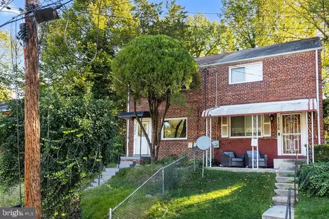 2304 Gaylord Dr, Suitland, MD 20746