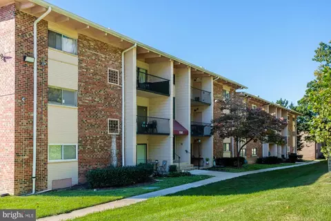 5505 Karen Elaine Dr #1016, Hyattsville, MD 20784