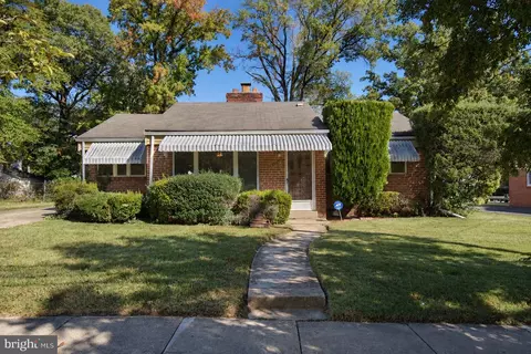 6707 Adelphi Rd, Hyattsville, MD 20782