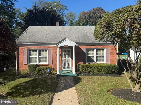 6204 State St, Cheverly, MD 20785