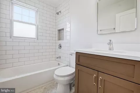 Bath - 13315 Williams Dr, Brandywine, MD 20613 photo 1 of 2