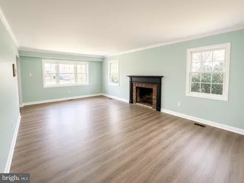 Living - 12805 Cedarbrook Ln, Laurel, MD 20708 photo 2 of 3