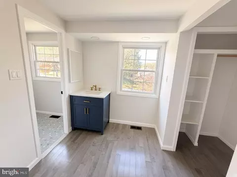 Entry Way - 12805 Cedarbrook Ln, Laurel, MD 20708 photo 2 of 2