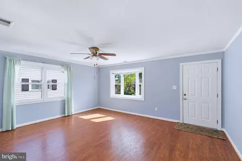 Living - 1019 7th St, Laurel, MD 20707 photo 2 of 3