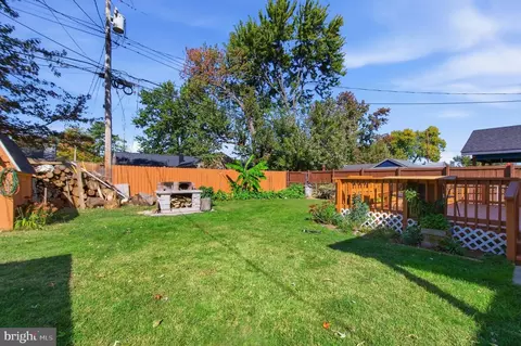 Exterior - 1019 7th St, Laurel, MD 20707 photo 5 of 10