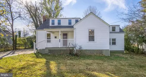 124 Mohican Dr, Oxon Hill, MD 20745