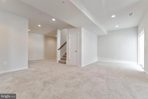 2502 Sir Michael Pl, Lanham, MD 20706 photo 23