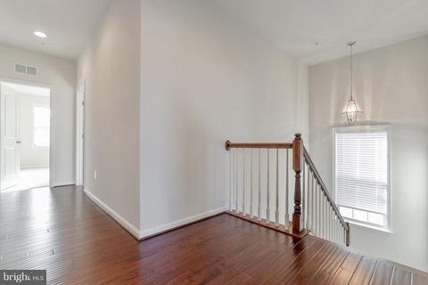 2502 Sir Michael Pl, Lanham, MD 20706 photo 16
