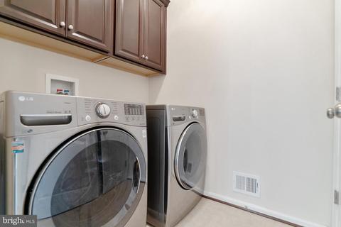 2502 Sir Michael Pl, Lanham, MD 20706 photo 22