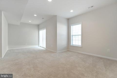 2502 Sir Michael Pl, Lanham, MD 20706 photo 25