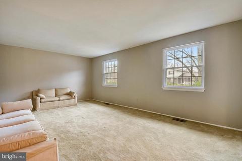 12605 N Point Ln, Laurel, MD 20708 photo 6