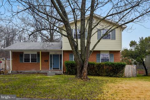 12605 N Point Ln, Laurel, MD 20708 photo 2