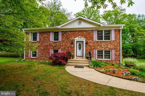 9010 Townsend Ln, Clinton, MD 20735 photo 1