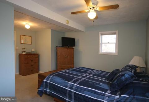 6603 Chestnut Ave, Lanham, MD 20706 photo 18