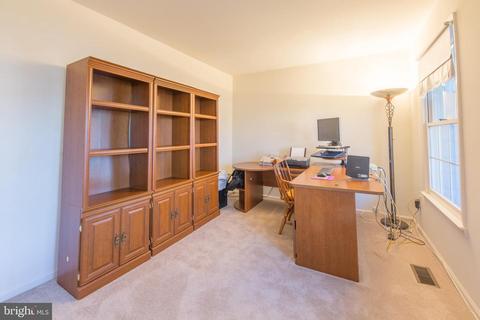 9406 Goddard Ct, Lanham, MD 20706 photo 12