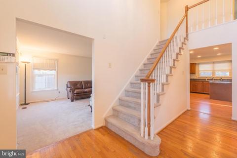 9406 Goddard Ct, Lanham, MD 20706 photo 6