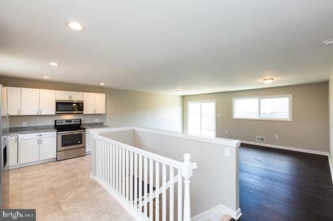 6203 Brightlea Dr, Lanham, MD 20706 photo 7