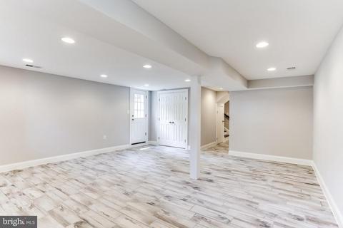 8905 Spring Ave, Lanham, MD 20706 photo 24