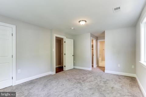 8905 Spring Ave, Lanham, MD 20706 photo 13