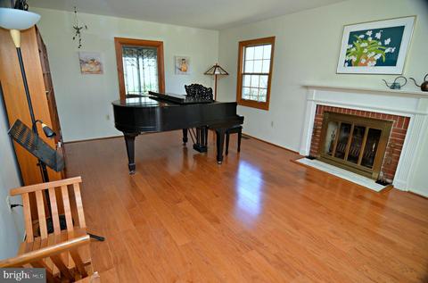 12408 Eastgate Ln, Laurel, MD 20708 photo 7