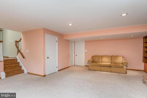 7003 Kingfisher Ln, Lanham, MD 20706 photo 24