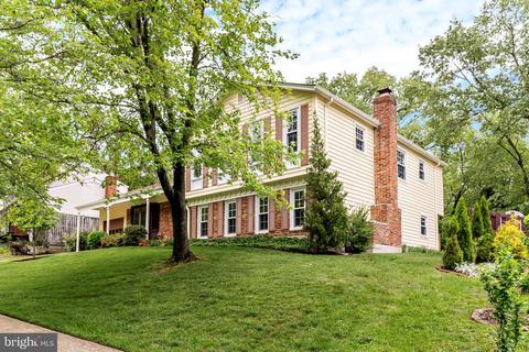 7003 Kingfisher Ln, Lanham, MD 20706 photo 2
