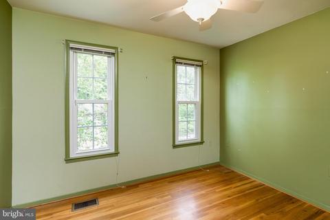 7003 Kingfisher Ln, Lanham, MD 20706 photo 21