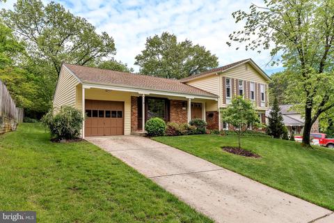 7003 Kingfisher Ln, Lanham, MD 20706 photo 3