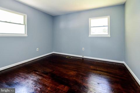 9221 Morley Rd, Lanham, MD 20706 photo 11