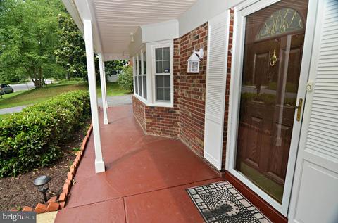 12312 Mount Pleasant Dr, Laurel, MD 20708 photo 4