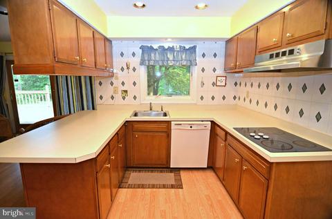 12312 Mount Pleasant Dr, Laurel, MD 20708 photo 20
