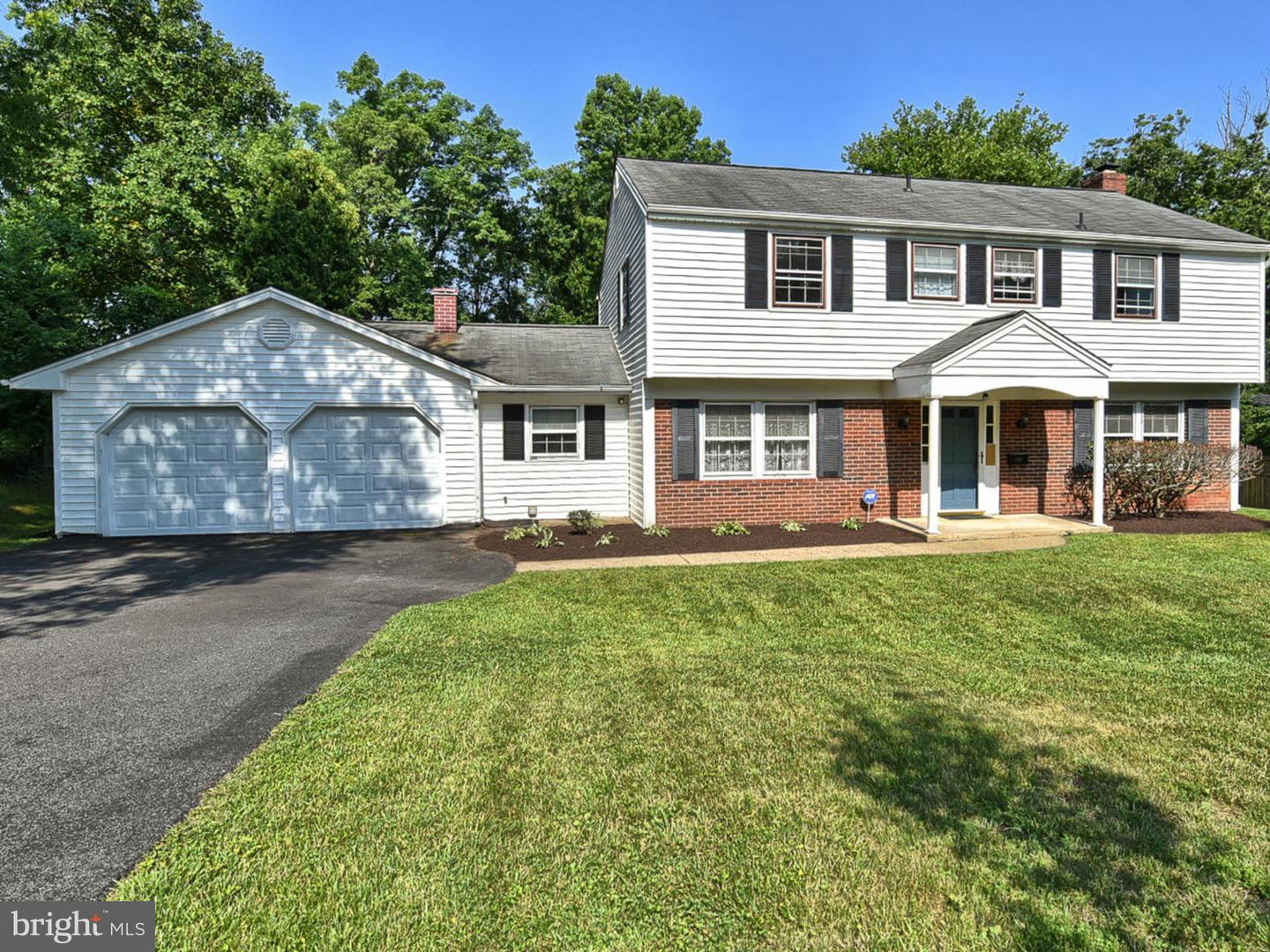 12400 Silverbirch Ln, Laurel, MD 20708 photo 1