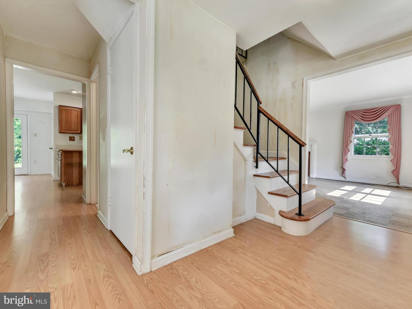 12400 Silverbirch Ln, Laurel, MD 20708 photo 16
